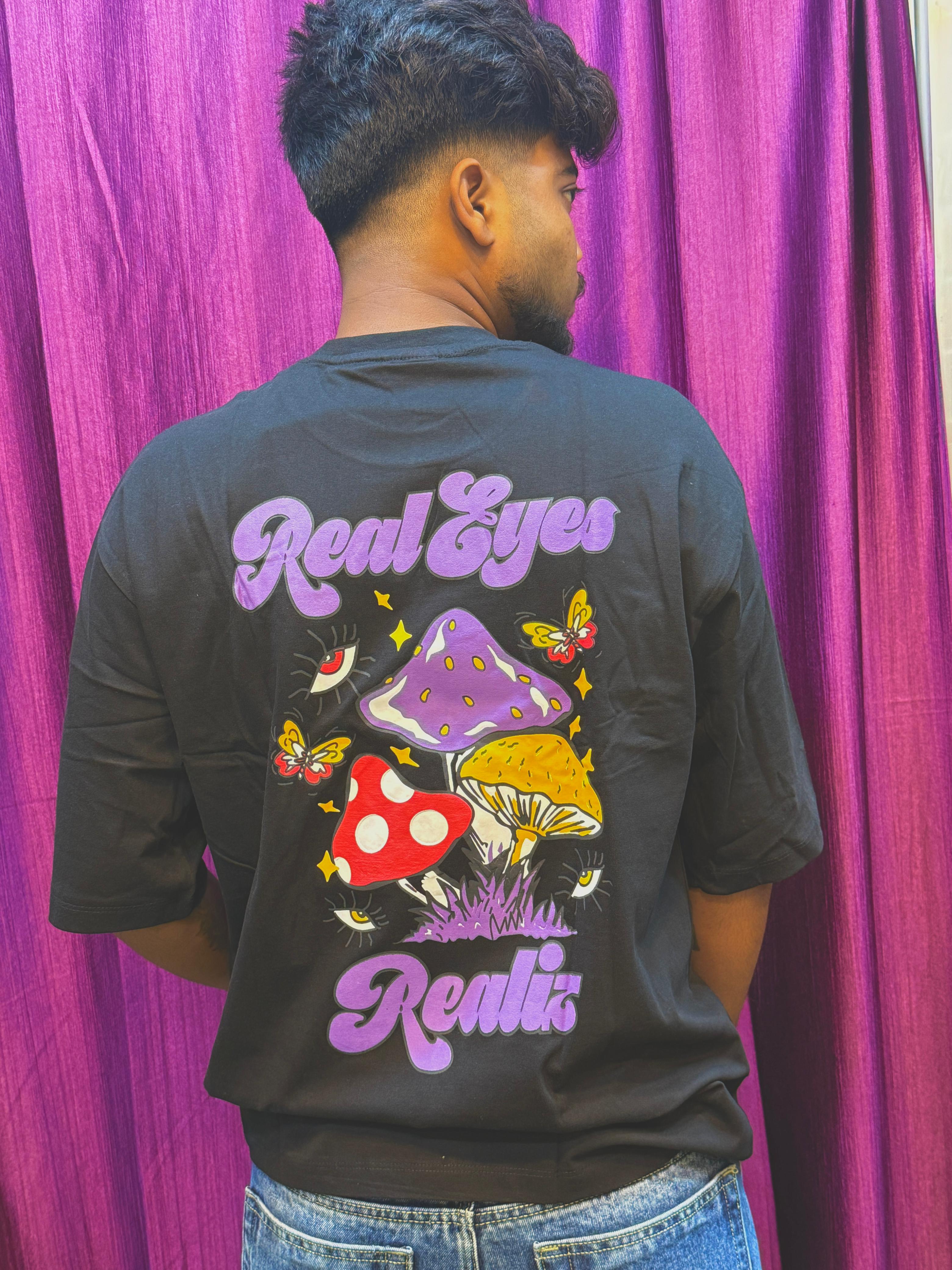 Real Eyes Realize Graphic Oversized T-Shirt - Black